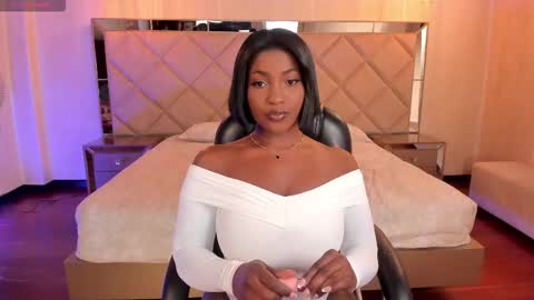 S a v a n n a h  online show from February 2026 10:41:02 PM