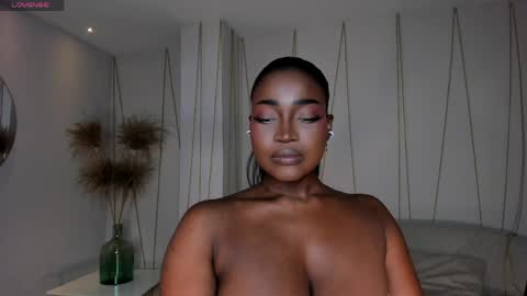 Snapshot of savannahstorm_ chatting on June 2026 11:46:02 AM S a v a n n a h online show from June 2026 11:46:02 AM