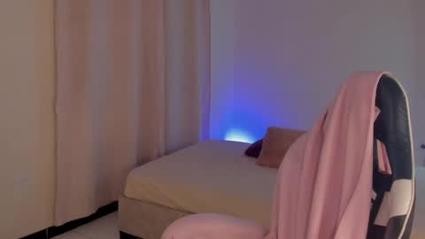 Savannahwildee online show from February 2025 03:52:01 PM