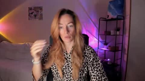 save the qween online show from October 2025 11:20:02 AM