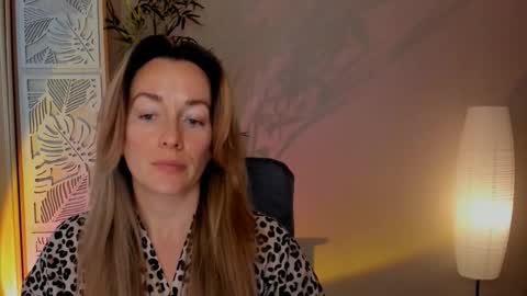 save the qween online show from February 2026 05:56:01 AM