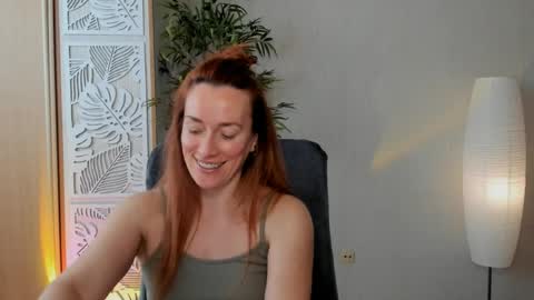 save the qween online show from April 2026 06:47:01 AM