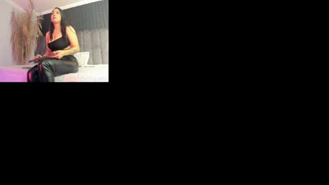 Snapshot of savina_ricci chatting on July 2026 02:59:02 AM savina_ricci online show from July 2026 02:59:02 AM