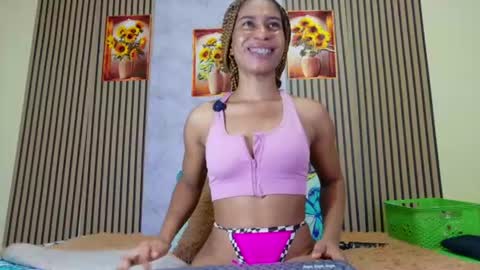 Snapshot of savory_pussy18 chatting on June 2026 12:20:01 PM savory_pussy18 online show from June 2026 12:20:01 PM