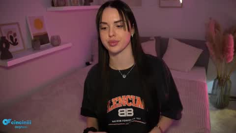 Snapshot of savvage_play chatting on February 2025 07:48:02 PM Naomi online show from February 2025 07:48:02 PM