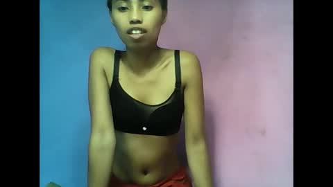 sayaah01 online show from February 2026 07:40:01 AM