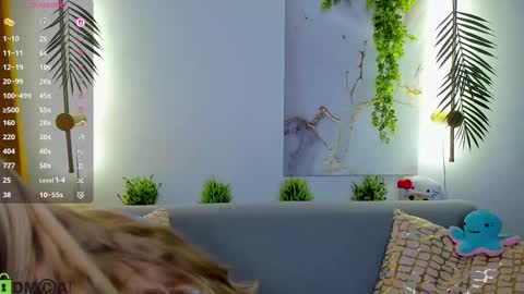 Kira  GMT 7 Mon Thu-Sun  0800am-0200pm  online show from September 2025 11:59:01 PM