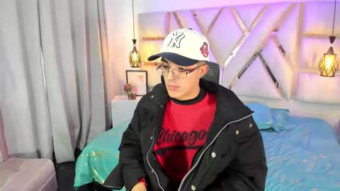 Snapshot of sayronnvg chatting on December 2025 11:59:01 AM Sayron online show from December 2025 11:59:01 AM