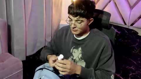 Sayron online show from November 2025 11:31:02 AM