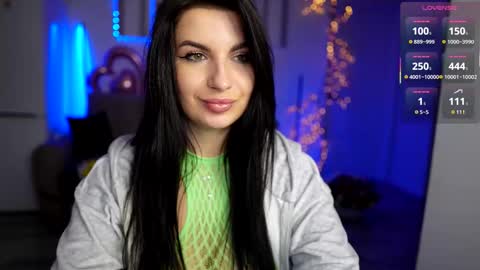 Valeria Swarowskaya online show from December 2025 01:11:01 AM