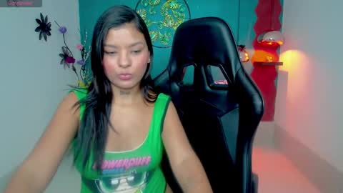 Marie  online show from November 2025 06:30:01 PM