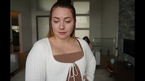 scarlajade online show from January 2025 10:20:02 PM