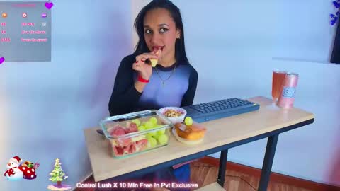 scarleett_ebony online show from November 2025 07:49:02 PM