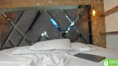 Snapshot of scarlet__jones_ chatting on September 2025 08:24:02 PM scarlet__jones_ online show from September 2025 08:24:02 PM