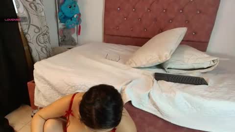 Snapshot of scarlet__rose_ chatting on July 2026 06:57:02 PM scarlet__rose_ online show from July 2026 06:57:02 PM