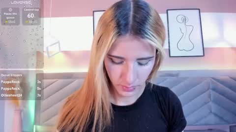 Snapshot of scarlet__rossi chatting on July 2026 03:23:01 AM scarlet__rossi online show from July 2026 03:23:01 AM