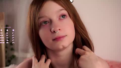 Snapshot of scarlet_fever10 chatting on October 2025 11:31:01 AM scarlet_fever10 online show from October 2025 11:31:01 AM