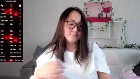 Snapshot of scarlet_luminous chatting on July 2026 03:53:01 AM scarlet_luminous online show from July 2026 03:53:01 AM