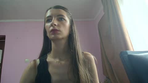 Snapshot of scarlet_rosse chatting on May 2026 08:53:02 AM Scarlet online show from May 2026 08:53:02 AM