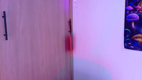 Scarlet online show from October 2025 01:59:02 PM