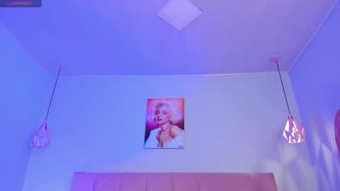 Scarlet  online show from September 2025 04:12:02 AM