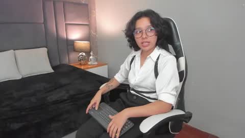 Snapshot of scarleth_blaze chatting on May 2026 03:56:02 AM scarleth_blaze online show from May 2026 03:56:02 AM