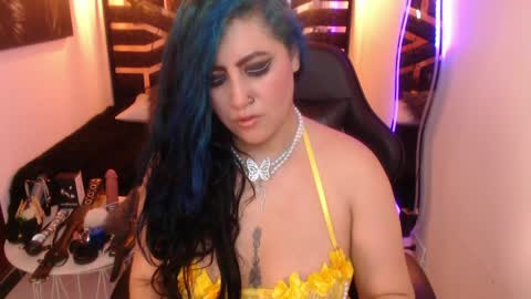 Snapshot of scarleth_bluee chatting on May 2026 03:46:01 AM Scarleth online show from May 2026 03:46:01 AM
