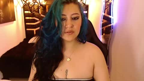 Snapshot of scarleth_bluee chatting on June 2026 03:02:02 AM Scarleth online show from June 2026 03:02:02 AM
