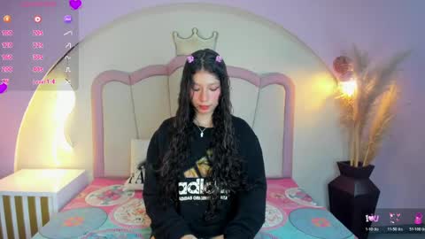 Snapshot of scarleth_dulce chatting on April 2026 06:44:02 PM Scarlth online show from April 2026 06:44:02 PM