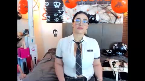 scarleth online show from October 2025 11:17:01 AM