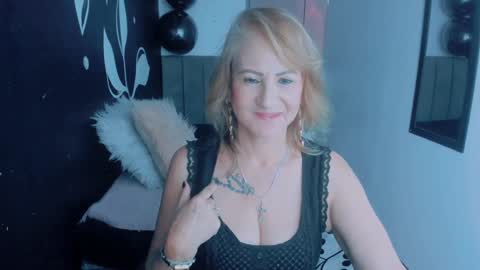 S C A R L E T online show from December 2024 02:55:01 PM