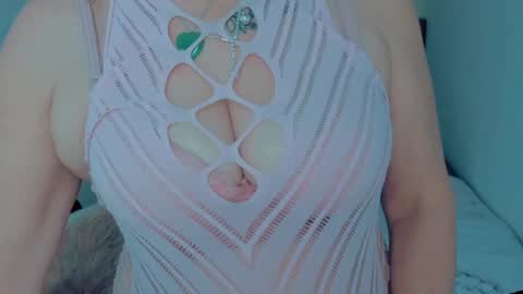 S C A R L E T online show from December 2024 02:51:01 PM