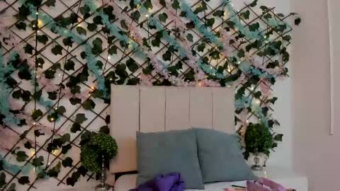 scarlet  online show from November 2025 11:01:02 AM