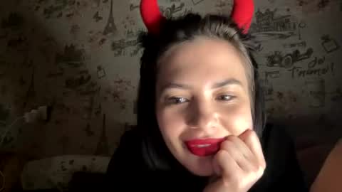 scarletpetal online show from January 2025 01:09:01 PM