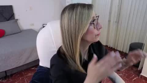 Scarlett online show from February 2026 12:02:02 PM