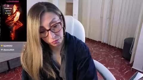 Scarlett online show from March 2026 11:47:02 AM