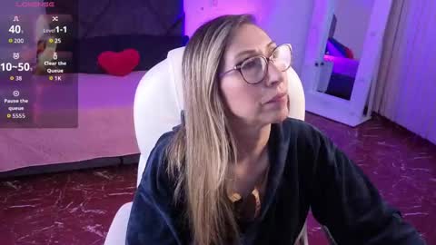 Snapshot of scarlett_079 chatting on May 2026 11:50:01 AM Scarlett online show from May 2026 11:50:01 AM