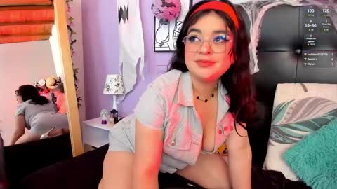 Snapshot of scarlett_1007 chatting on November 2025 11:34:01 AM Scarlett online show from November 2025 11:34:01 AM