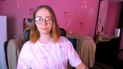 Snapshot of scarlett_badgirl chatting on April 2026 06:13:01 AM Scarlett online show from April 2026 06:13:01 AM