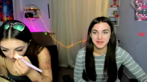 Snapshot of scarlett_badgirl chatting on April 2026 05:57:01 AM Scarlett online show from April 2026 05:57:01 AM