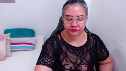 Snapshot of scarlett_duboi1 chatting on January 2025 01:11:01 AM Scarlett online show from January 2025 01:11:01 AM