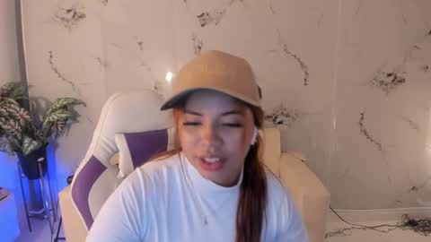 Snapshot of scarlett_enjoy1 chatting on September 2025 02:11:01 PM scarlett_enjoy1 online show from September 2025 02:11:01 PM