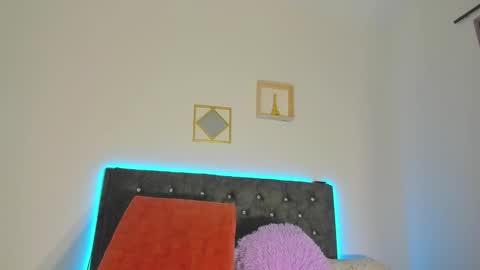 Scarlett  online show from September 2025 03:19:02 AM