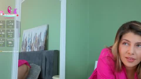 Scarlett online show from May 2026 07:04:01 PM