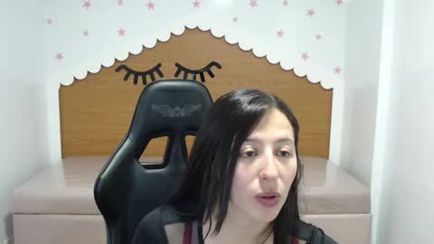 Snapshot of scarlett_percy_t chatting on November 2025 07:46:02 PM scarlett_percy_t online show from November 2025 07:46:02 PM