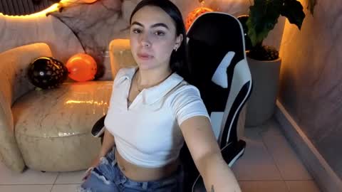 Snapshot of scarlett_smith_tp chatting on October 2025 01:55:01 PM Scarlett online show from October 2025 01:55:01 PM