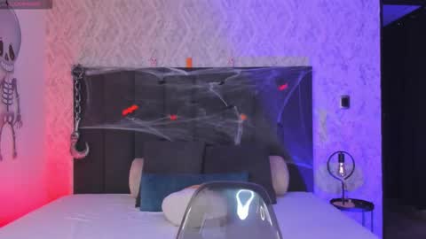 Scarlett online show from October 2025 04:49:02 AM