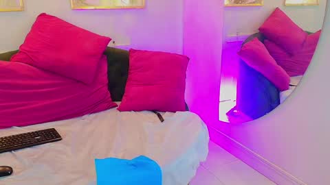 SCARLETTE online show from April 2026 02:51:02 AM