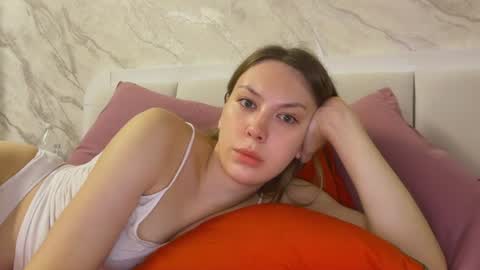 Scarlett online show from July 2026 07:31:01 PM