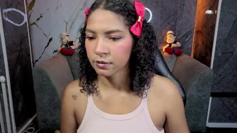 Snapshot of scarletth_b chatting on March 2026 03:40:01 AM Scarletth b online show from March 2026 03:40:01 AM